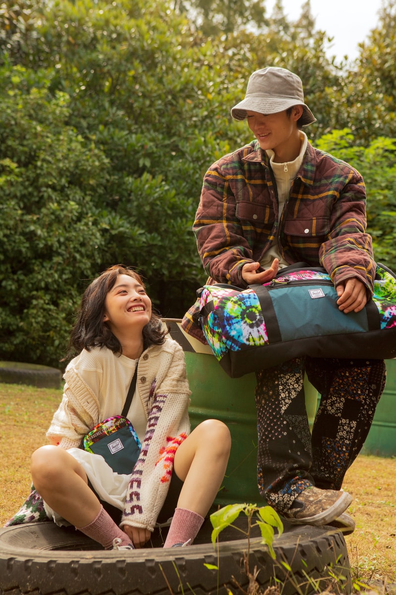 Urban Outfitters x Herschel 发布全新扎染联名系列