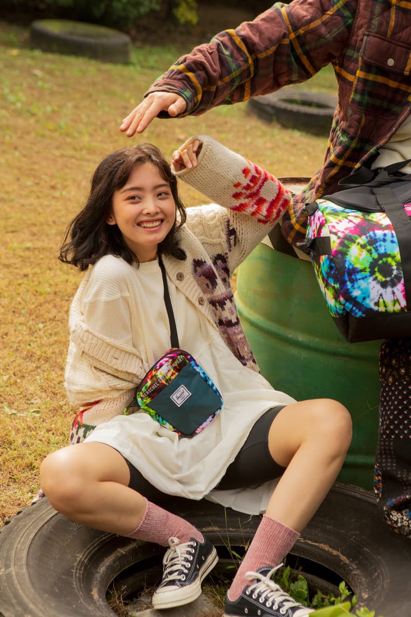 Urban Outfitters x Herschel 发布全新扎染联名系列