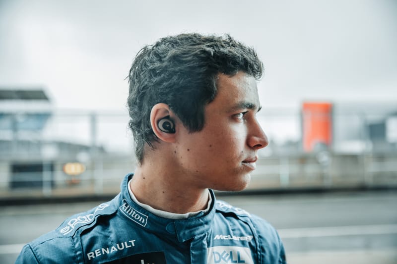 美国音响品牌 Klipsch 携手 McLaren 推出全新 T5 II  无线耳机