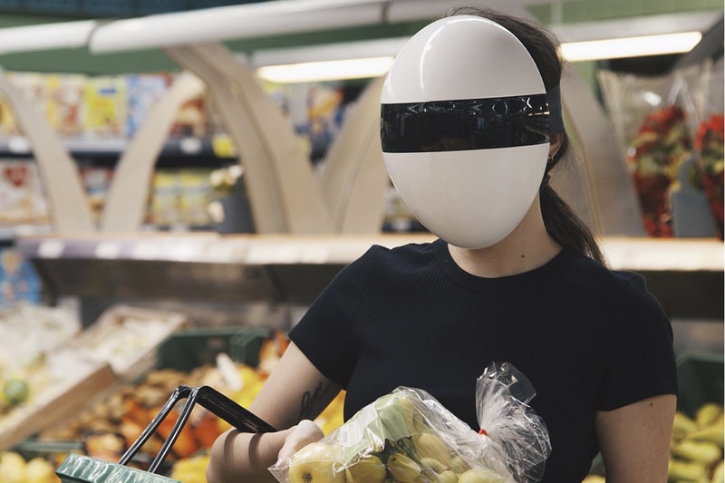 Blanc 推出激似電音雙人組「Daft Punk」風格造型防護面罩