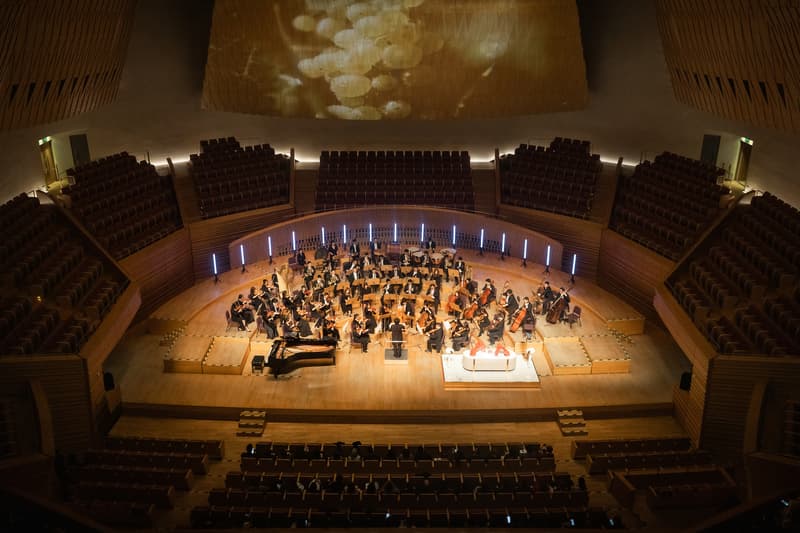 LOUIS XIII 携手上海爱乐乐团呈现「时光之韵」音乐会