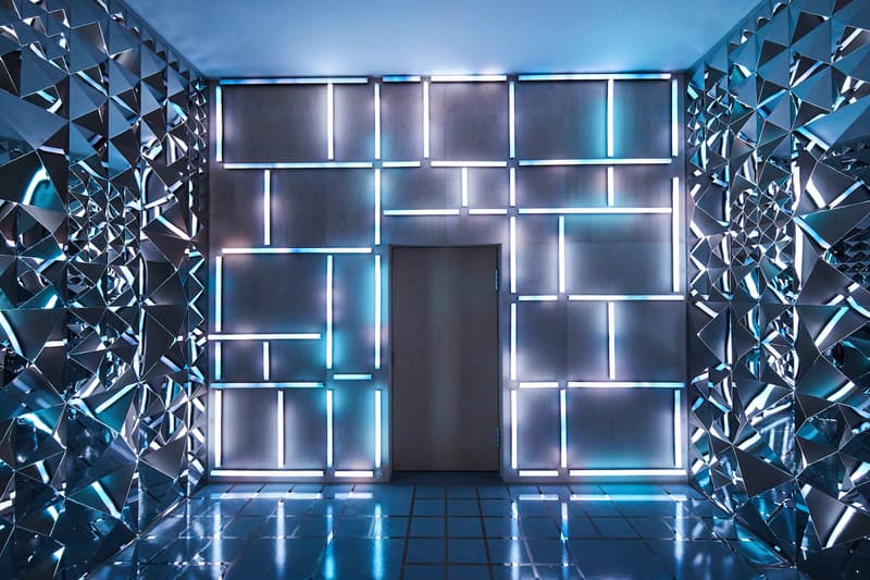 走进 Valentino「Re-Signify 再˙诠释」上海站沉浸式体验展