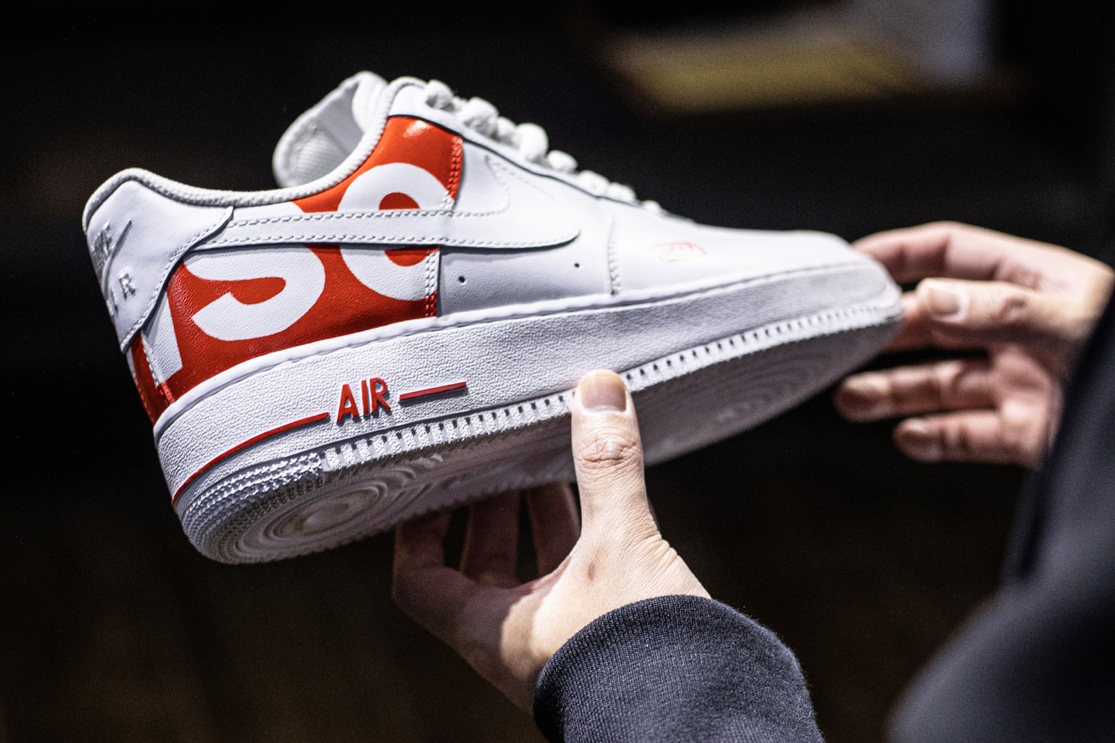 Nike Air Force 1 如何打开涂鸦艺术家 ABS-NOISE 的「球鞋之门」| Sole Mates