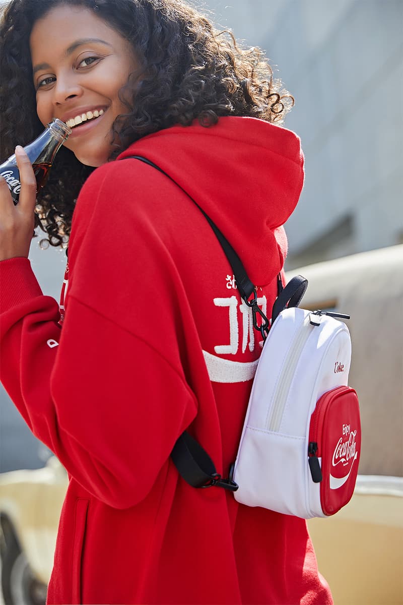 可口可乐服饰旗舰店正式登陆天猫