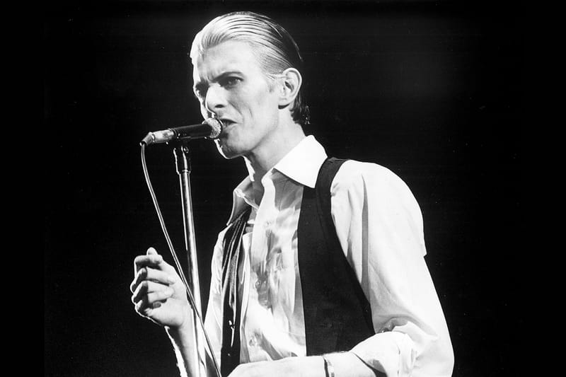 从雾海上的旅人到最后一位摇滚巨星，新浪漫主义如何引领 80 年代时尚风潮？| Cover Art