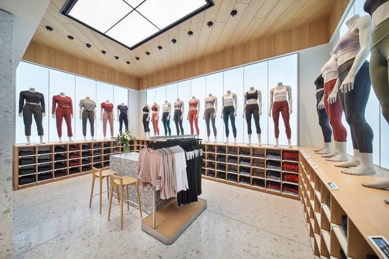 lululemon 上海新天地旗舰店重装开幕 