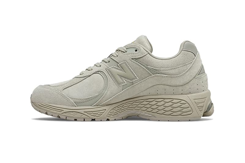 New Balance 2002R 推出灰藍兩款全新配色