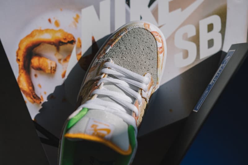 近赏 Nike SB Dunk Low 全新鸳鸯配色「Street Hawker」