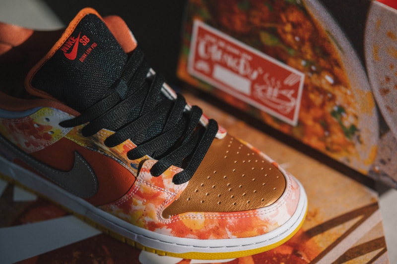 近赏 Nike SB Dunk Low 全新鸳鸯配色「Street Hawker」