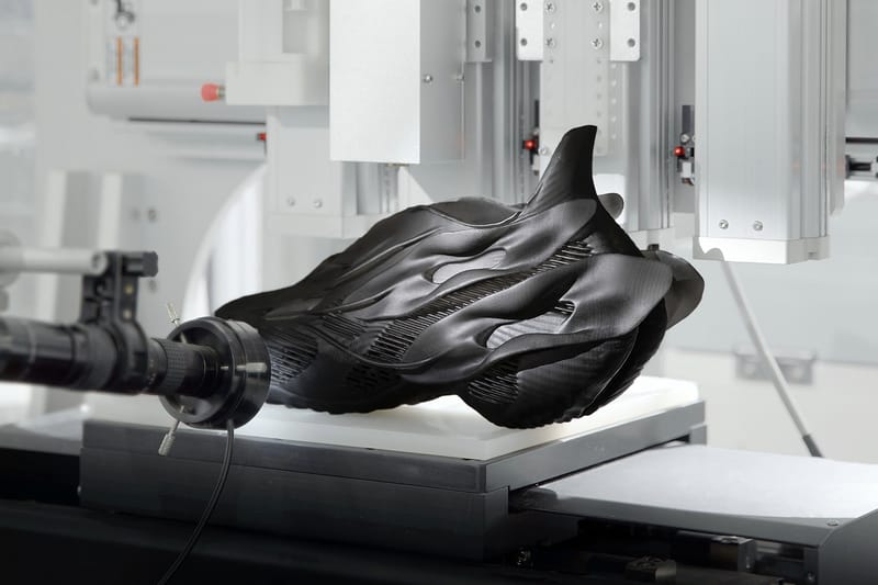 創新實驗鞋款品牌 SCRY™️ 推出首款打印科技鞋作 Shuttle「Shadow」
