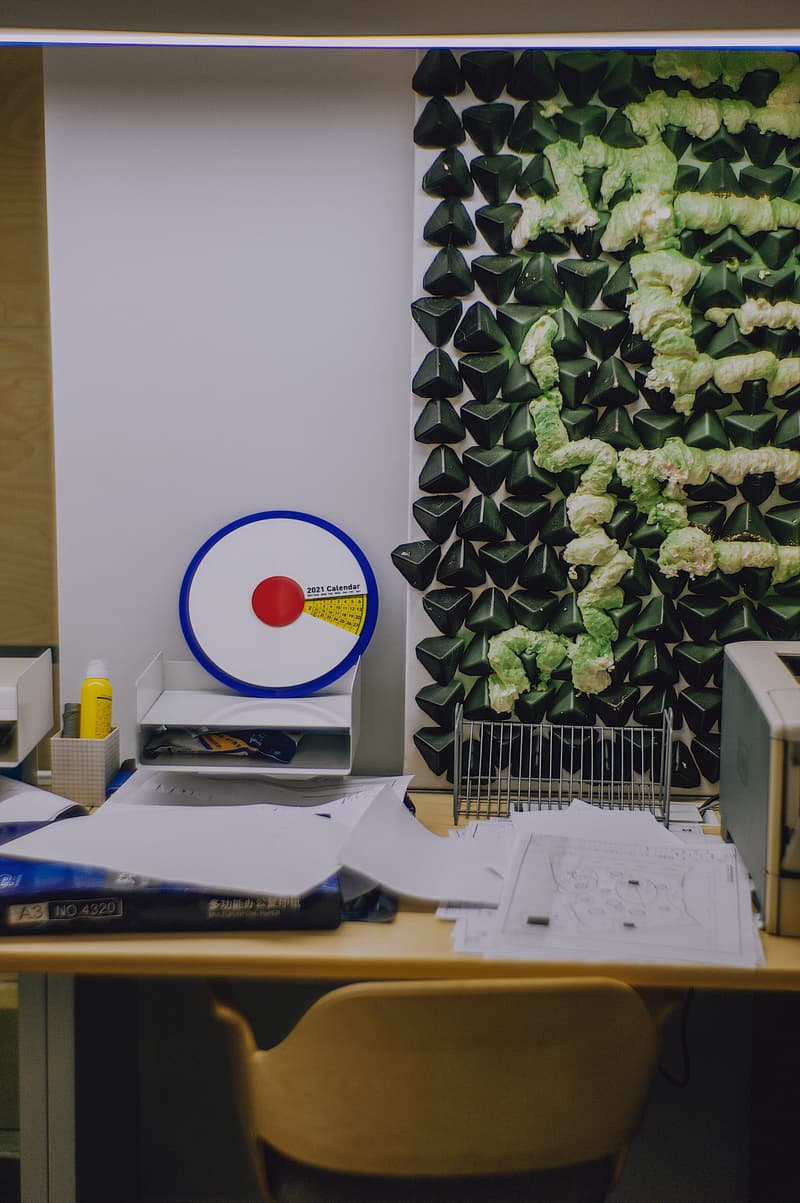 设计单位多喜工业推出 project-Basic Formula 2021 Canlendar 转轮日历