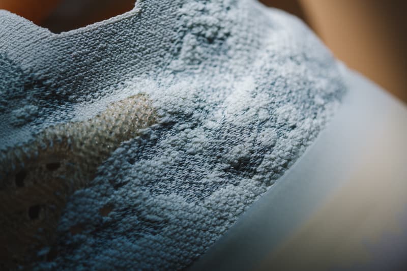 率先近賞 YEEZY BOOST 380 全新配色「Yecoraite」