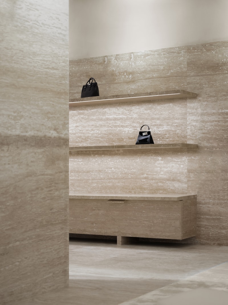 走进 Maison Margiela 全新成都店铺