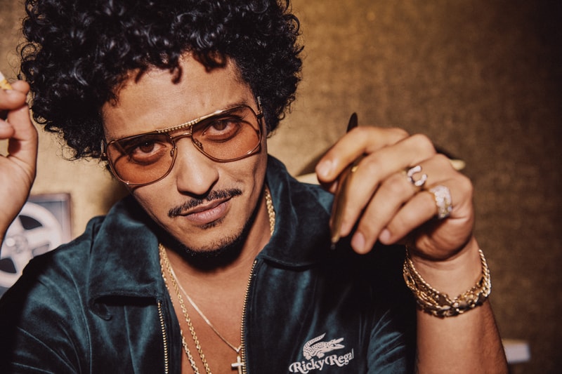 LACOSTE 联手 BRUNO MARS 打造 LACOSTE x RICKY REGAL 限定系列