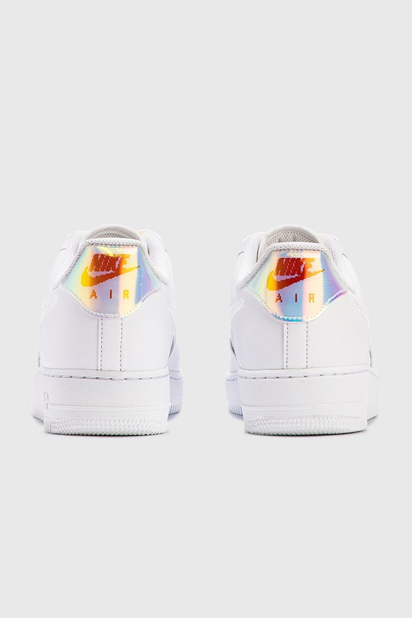 Nike Air Force 1 '07 LV8 最新全白配色正式上架