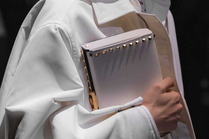 Valentino 正式發佈 2021 秋冬系列