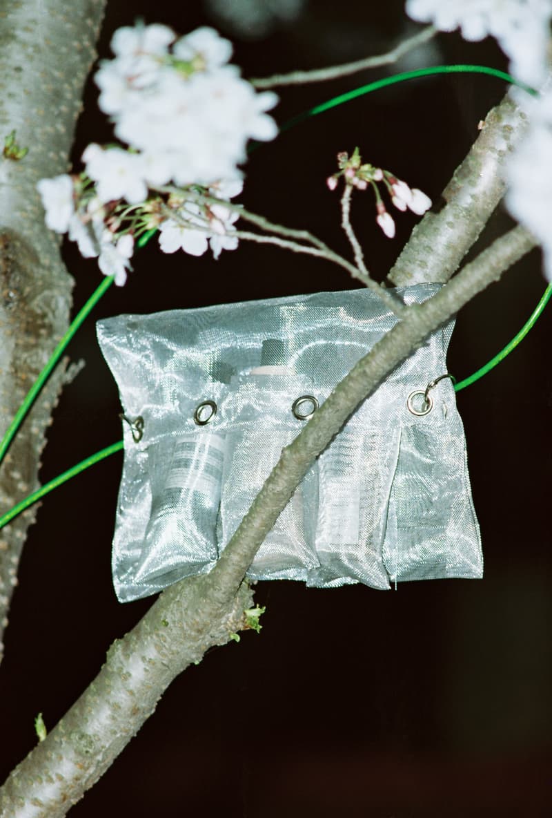 各地艺术家制作专属 Aesop 联乘 RÆBURN 收纳袋