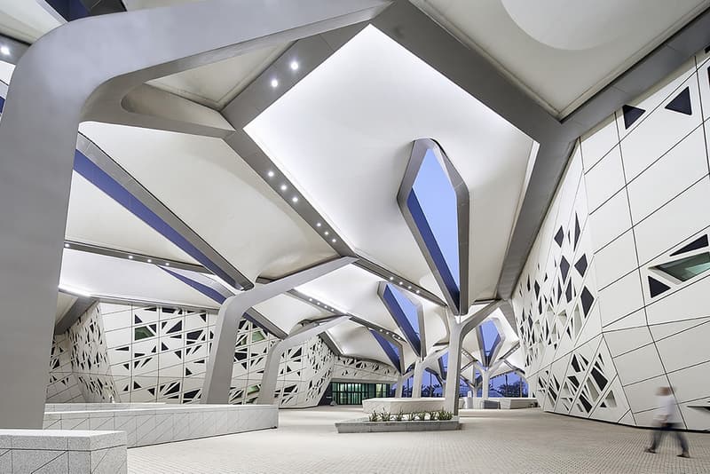 Zaha Hadid 建築事務所打造蜂窩結構研究園區