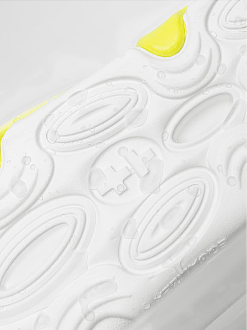 EQUALIZER OASIS 拖鞋推出全新白紫绿限定配色