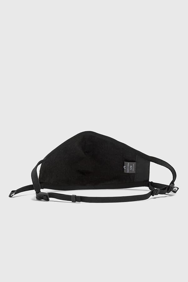 Marine Serre 半月形口罩正式上架