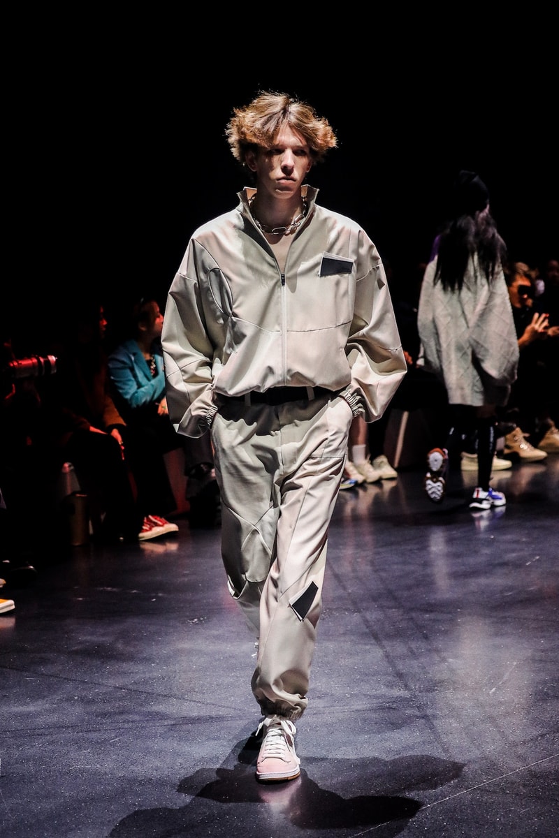 ROARINGWILD 正式发布 2021 秋冬系列「THE CROWD」