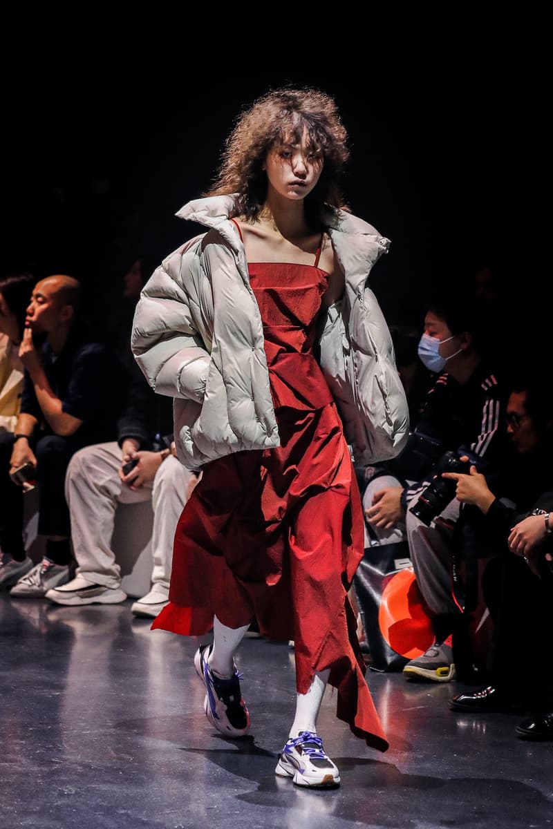 ROARINGWILD 正式发布 2021 秋冬系列「THE CROWD」