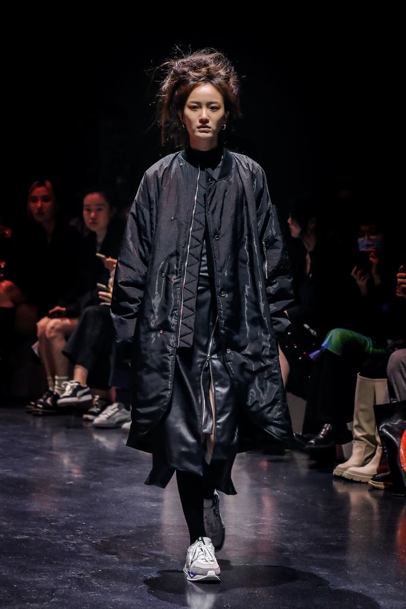 ROARINGWILD 正式发布 2021 秋冬系列「THE CROWD」