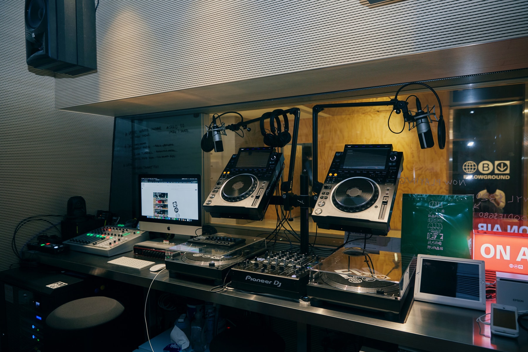 Studio Visits : YETI OUT