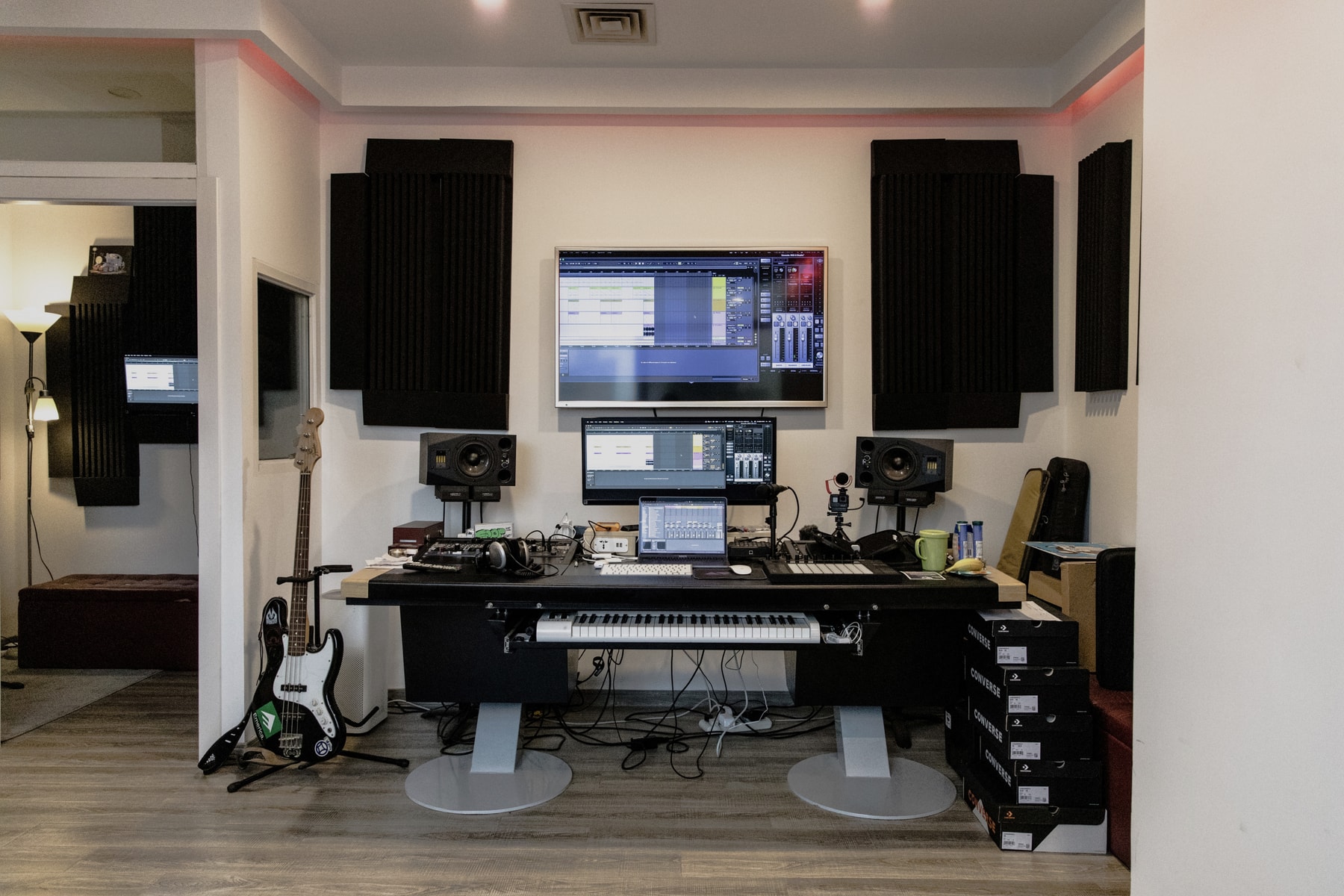 Studio Visits : YETI OUT