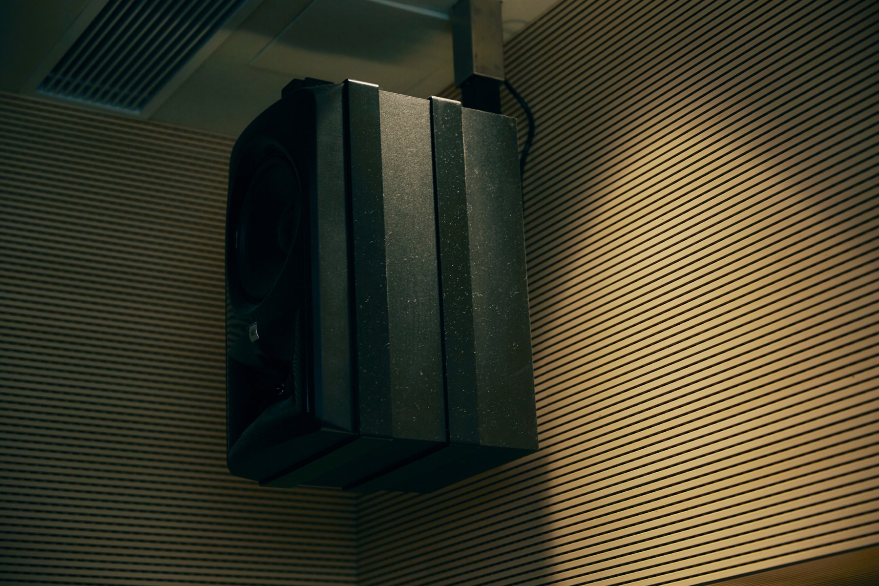 Studio Visits : YETI OUT