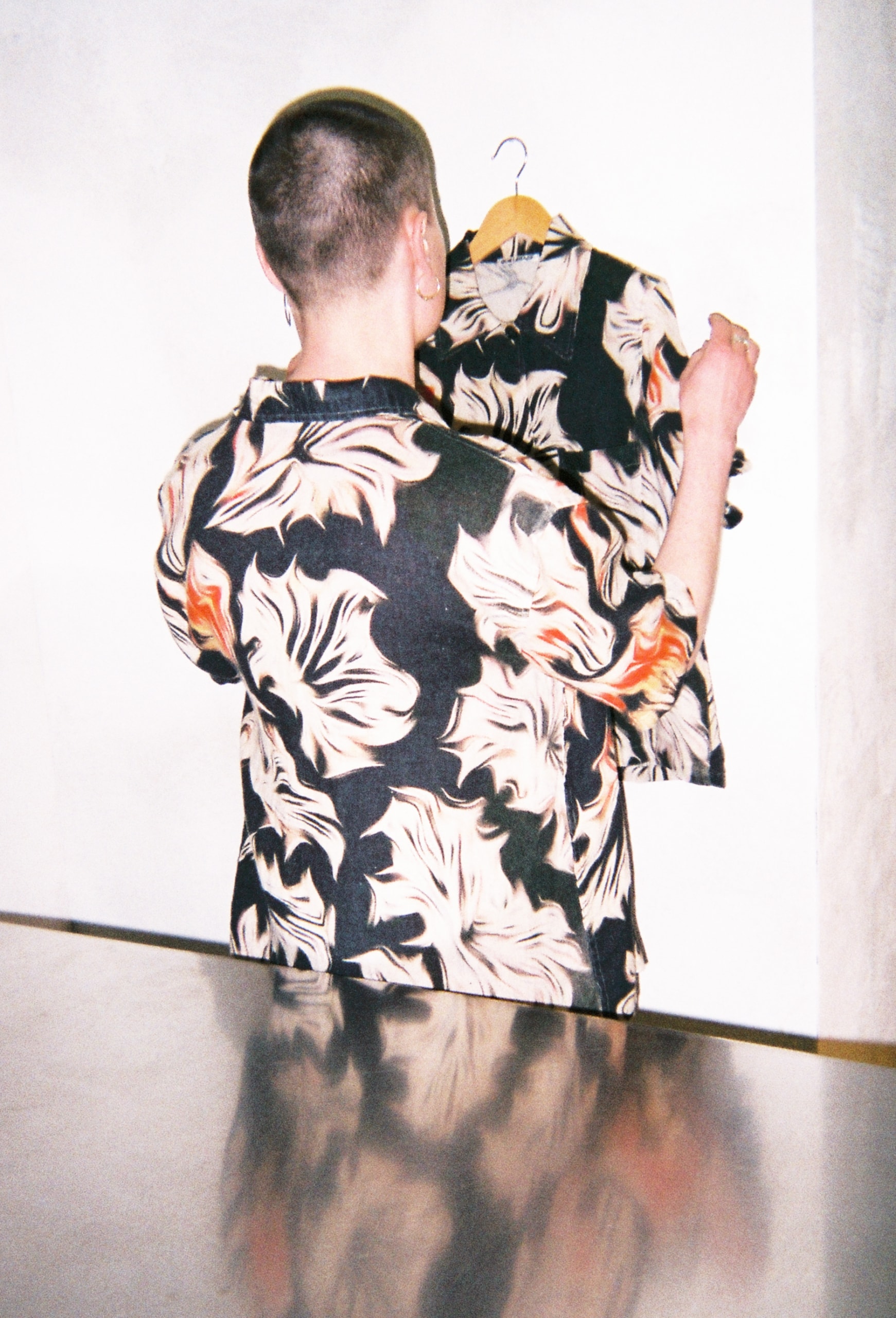 瑞典时装品牌 OUR LEGACY 成员用镜头记录下工作室的一天