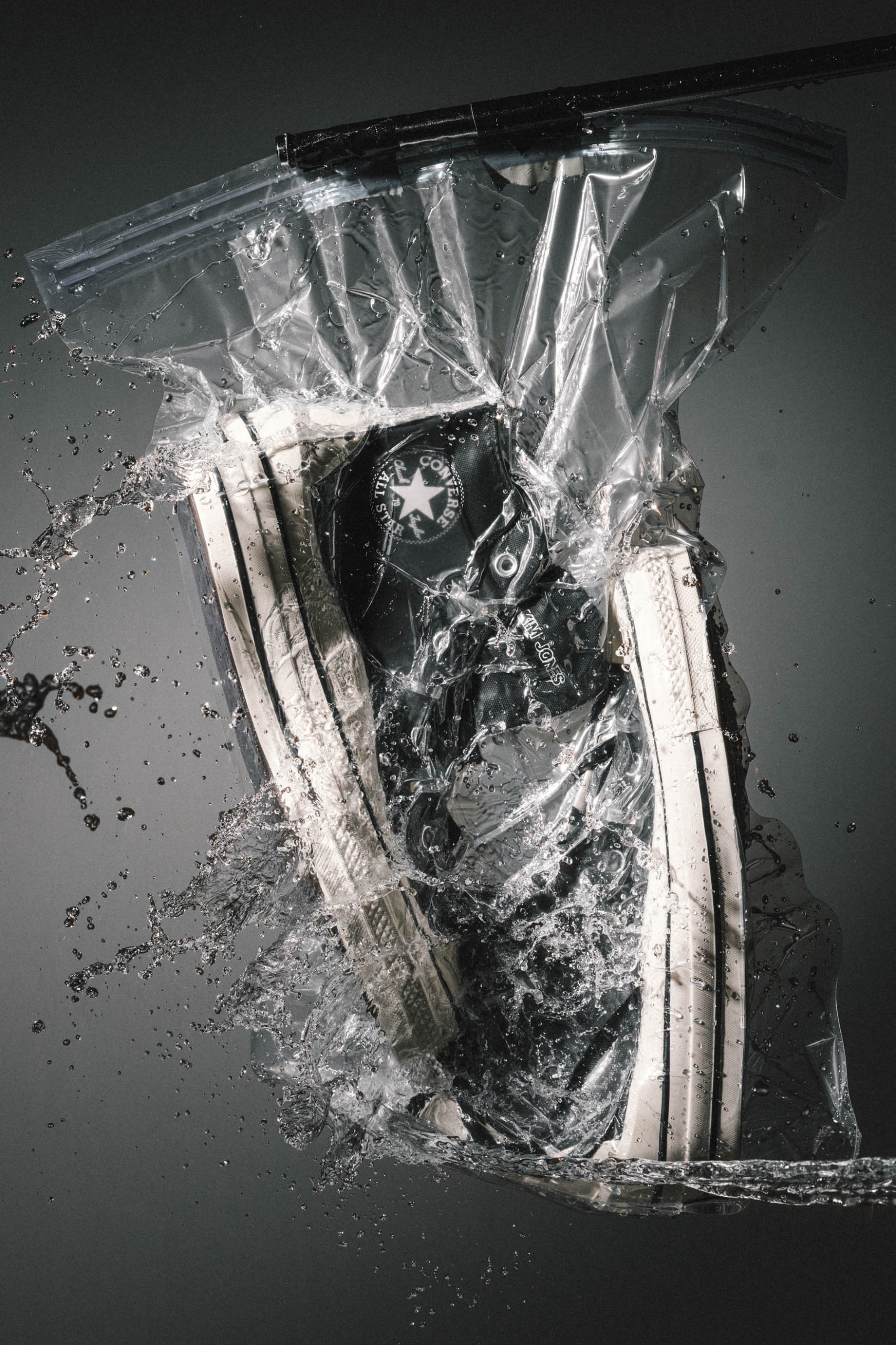 独家呈现 Converse x KIM JONES 联名系列概念特辑