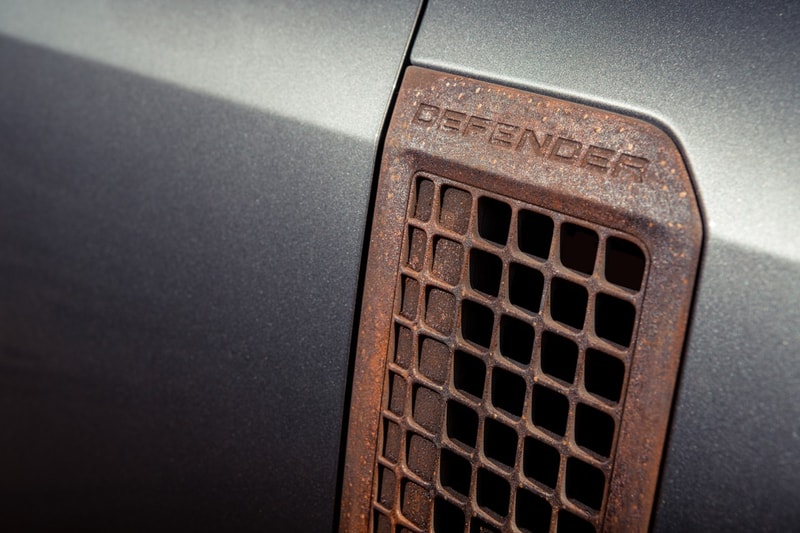 Heritage Customs 打造定製 Land Rover Defender 仿舊鏽蝕改裝車型