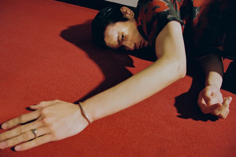 PLATEAU STUDIO X Alien Wang 聯手推出《荼蘼》形象攝影作品