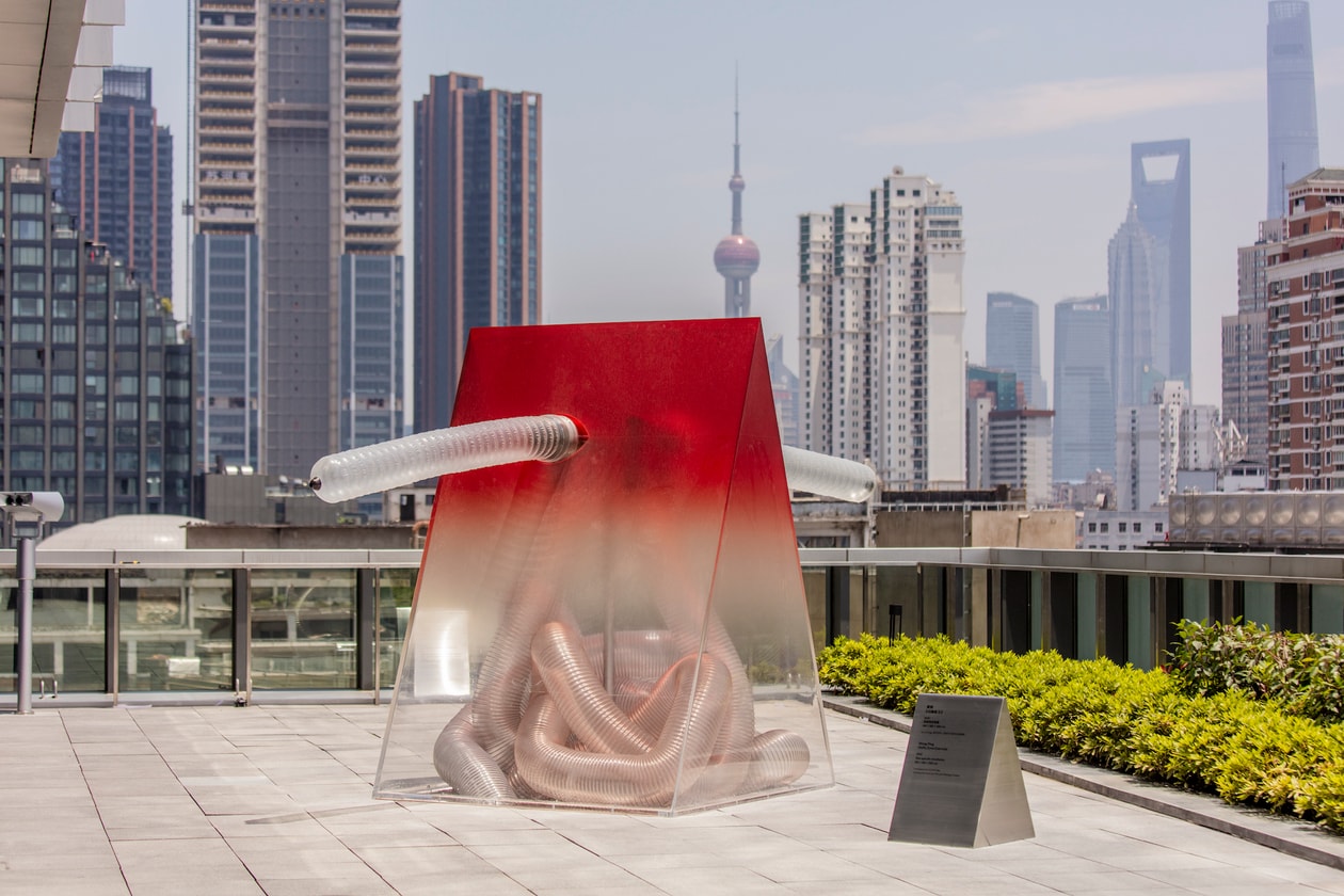 率先走进 UCCA Edge 开馆展「激浪之城: 世纪之交的艺术与上海」