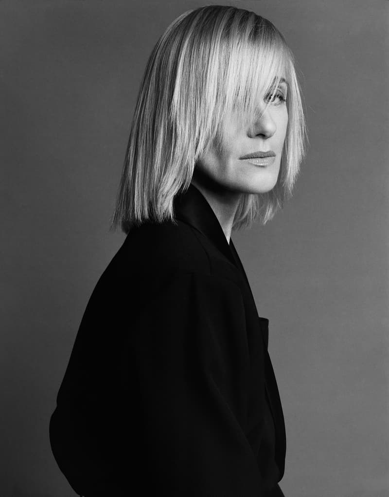 走进 YVES SAINT LAURENT 致敬 BETTY CATROUX 主题展览上海站