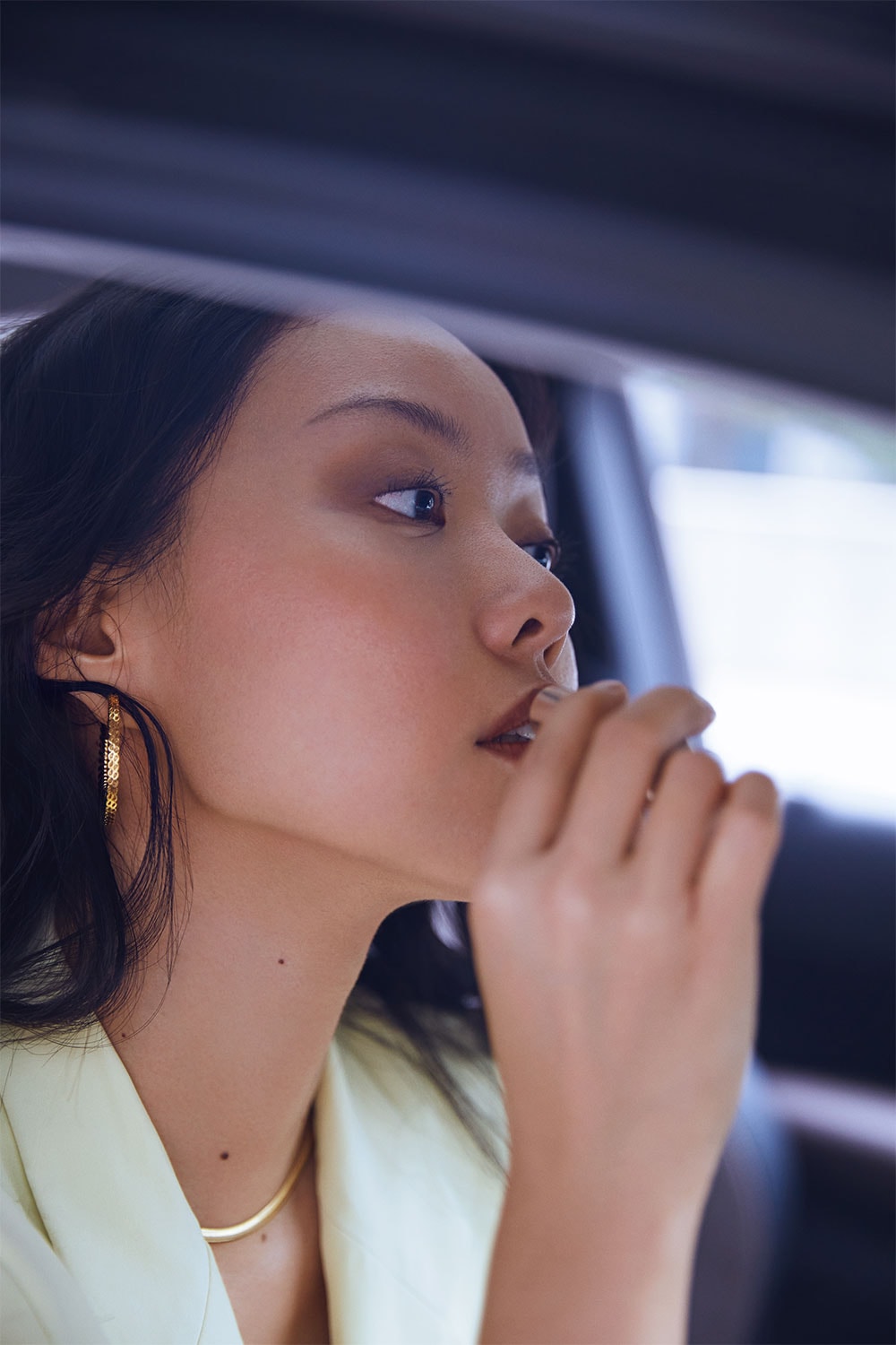 从时装编辑到造型总监，Mia Kong 心中造型最重要的标准是？｜Style With