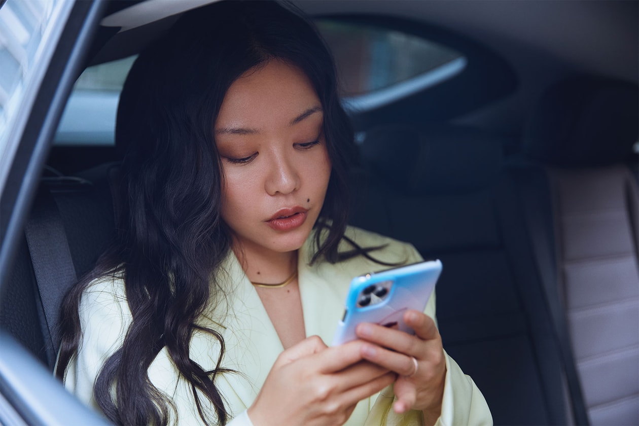 从时装编辑到造型总监，Mia Kong 心中造型最重要的标准是？｜Style With