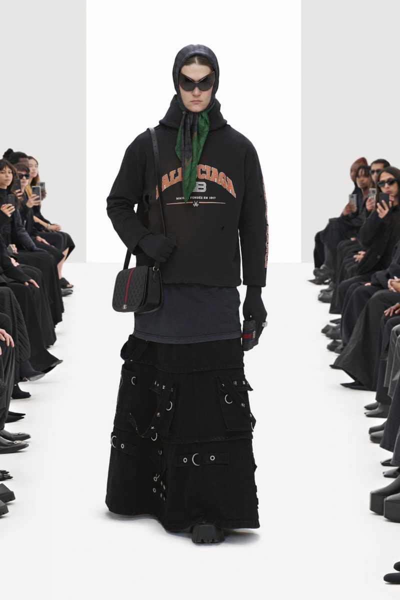 Balenciaga 2022 春季系列大秀正式登場