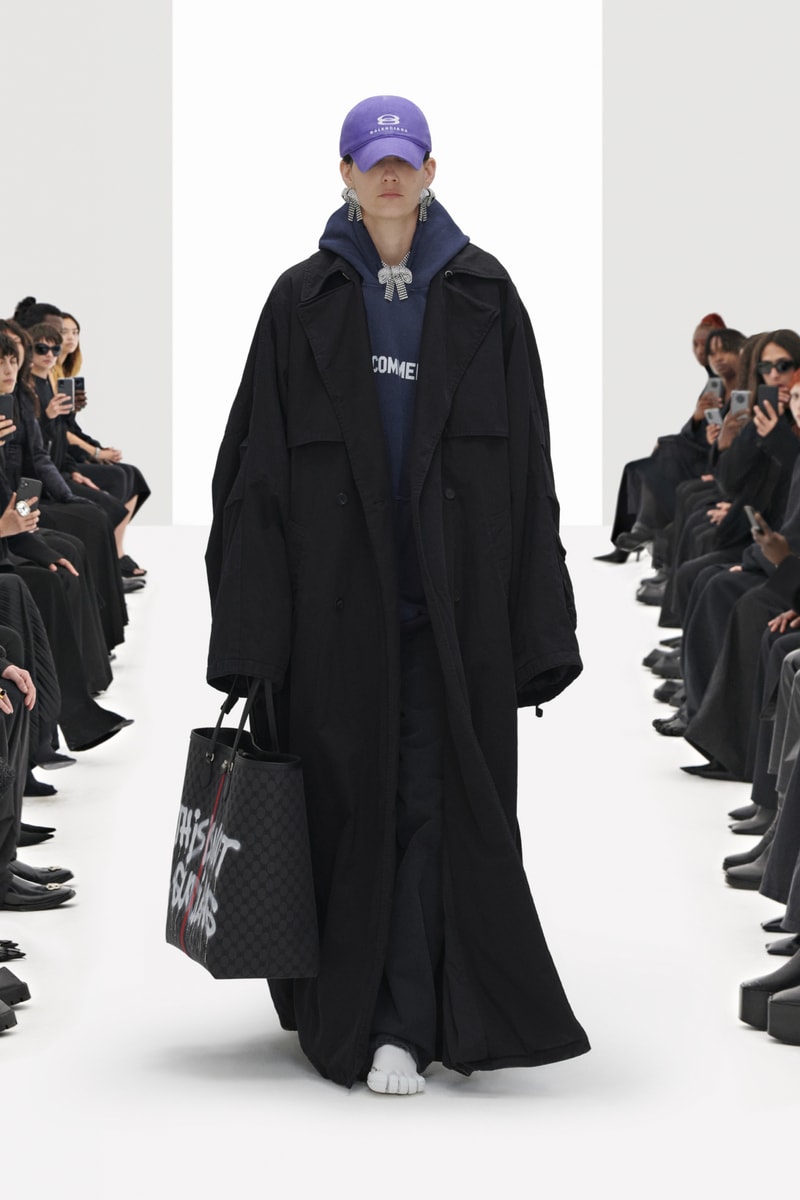 Balenciaga 2022 春季系列大秀正式登場