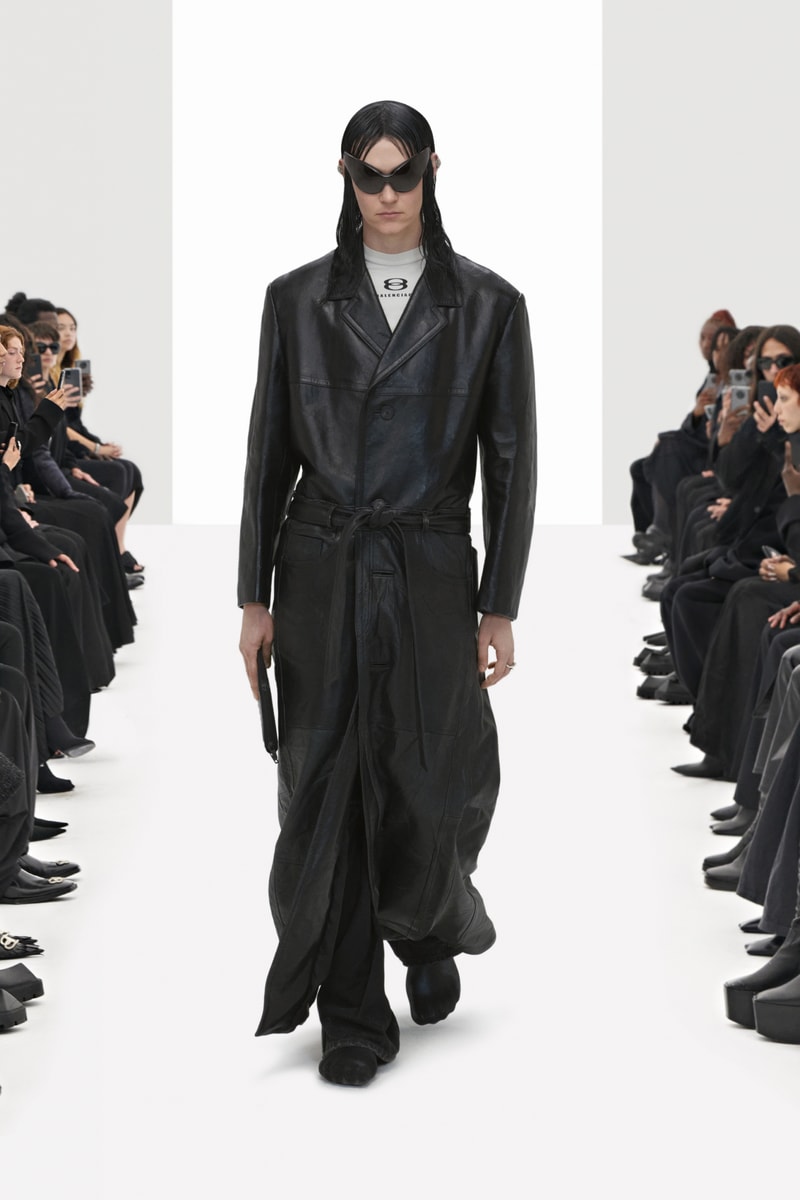 Balenciaga 2022 春季系列大秀正式登場