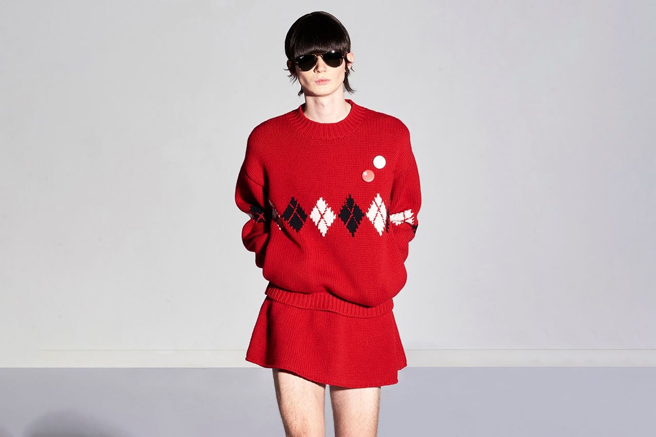 https%3A%2F%2Fcn.hypebeast.com%2Ffiles%2F2021%2F06%2FDesigners-Reflect-on-Men-in-Dresses-5.jpg?w=1600&cbr=1&q=90&fit=max