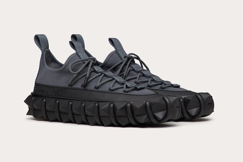 Craig Green x Valentino Garavani Rockstud X 联名运动鞋系列登场