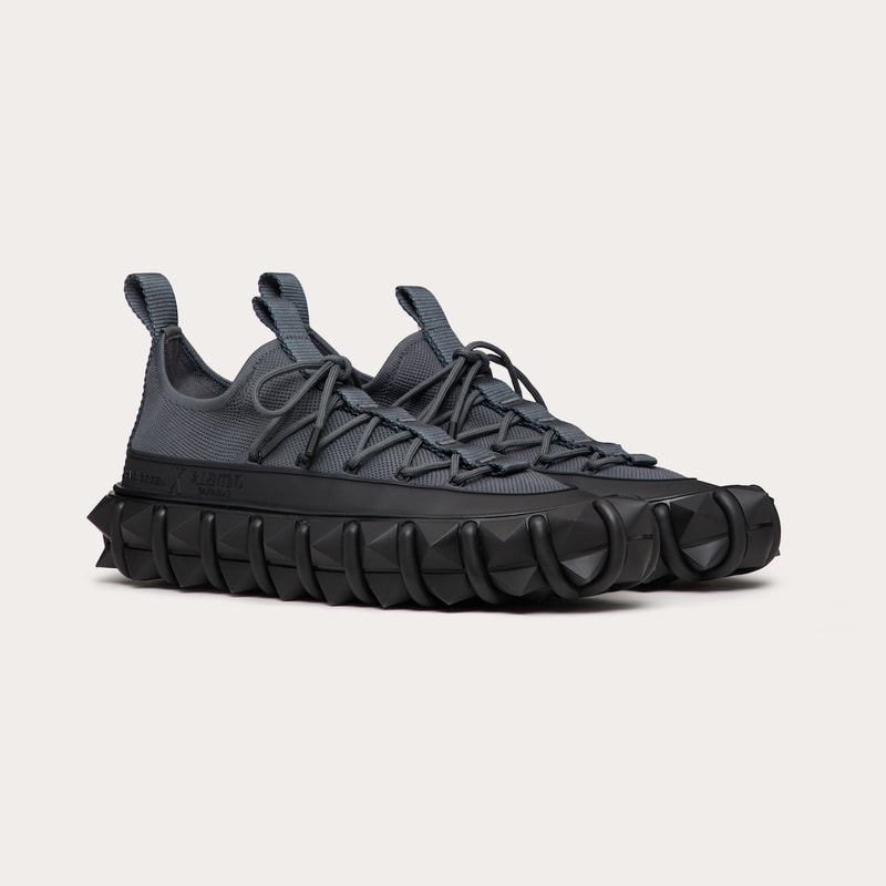 Craig Green x Valentino Garavani Rockstud X 联名运动鞋系列登场
