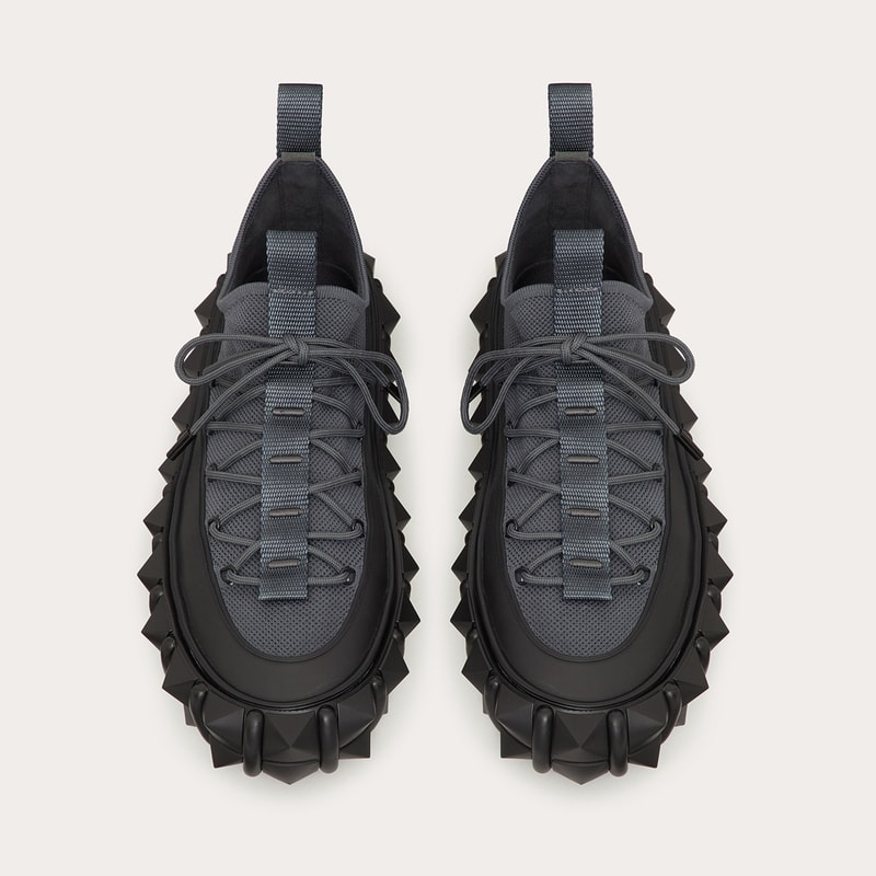 Craig Green x Valentino Garavani Rockstud X 联名运动鞋系列登场