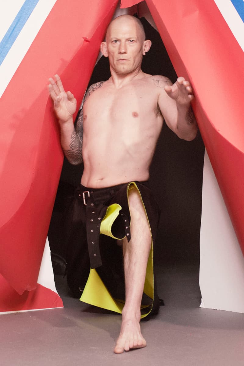 LOEWE 2022 春夏系列 Lookbook 正式发布