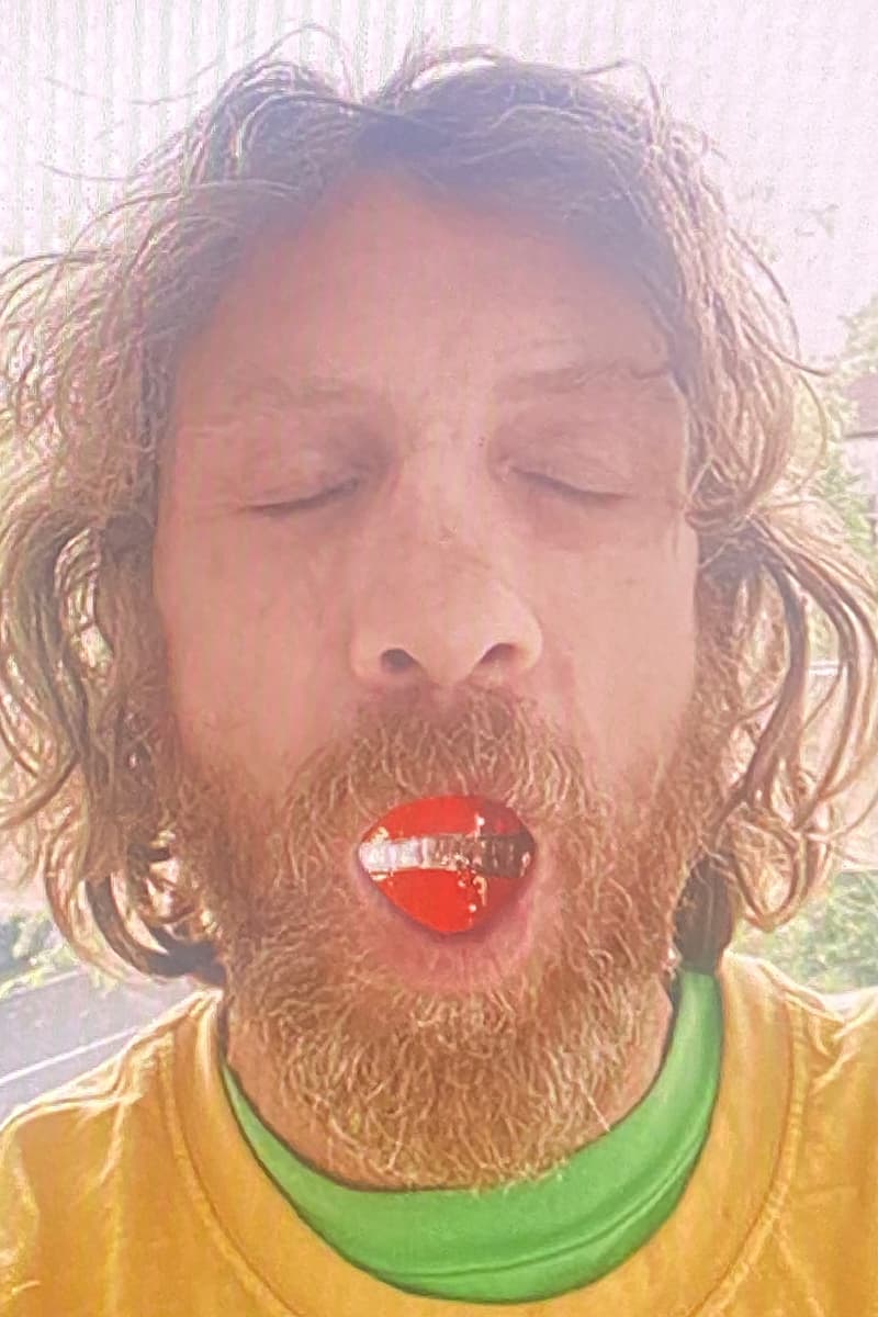 LOEWE 2022 春夏系列 Lookbook 正式发布