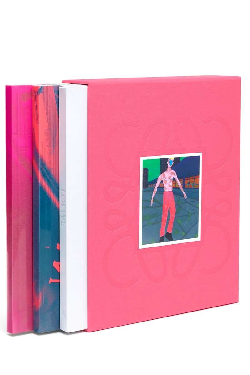 LOEWE 2022 春夏系列 Lookbook 正式发布