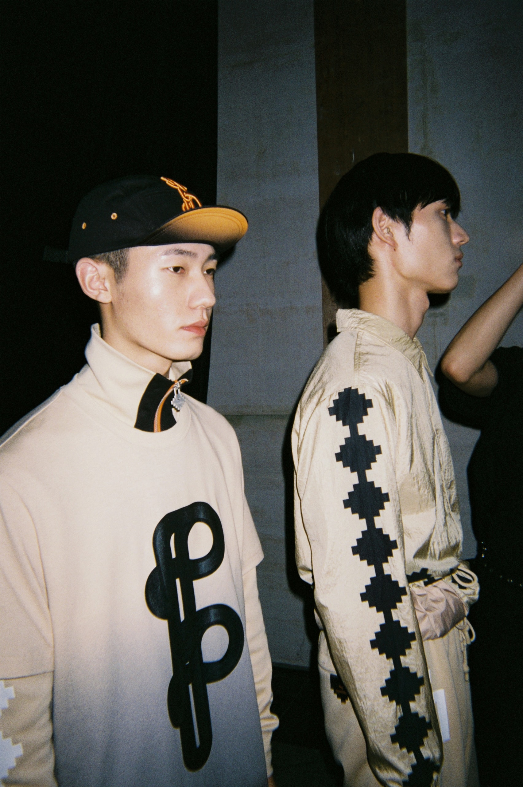 于 PRONOUNCE 的镜头,一窥「无界秘境」大秀前二十四小时的情绪与秩序