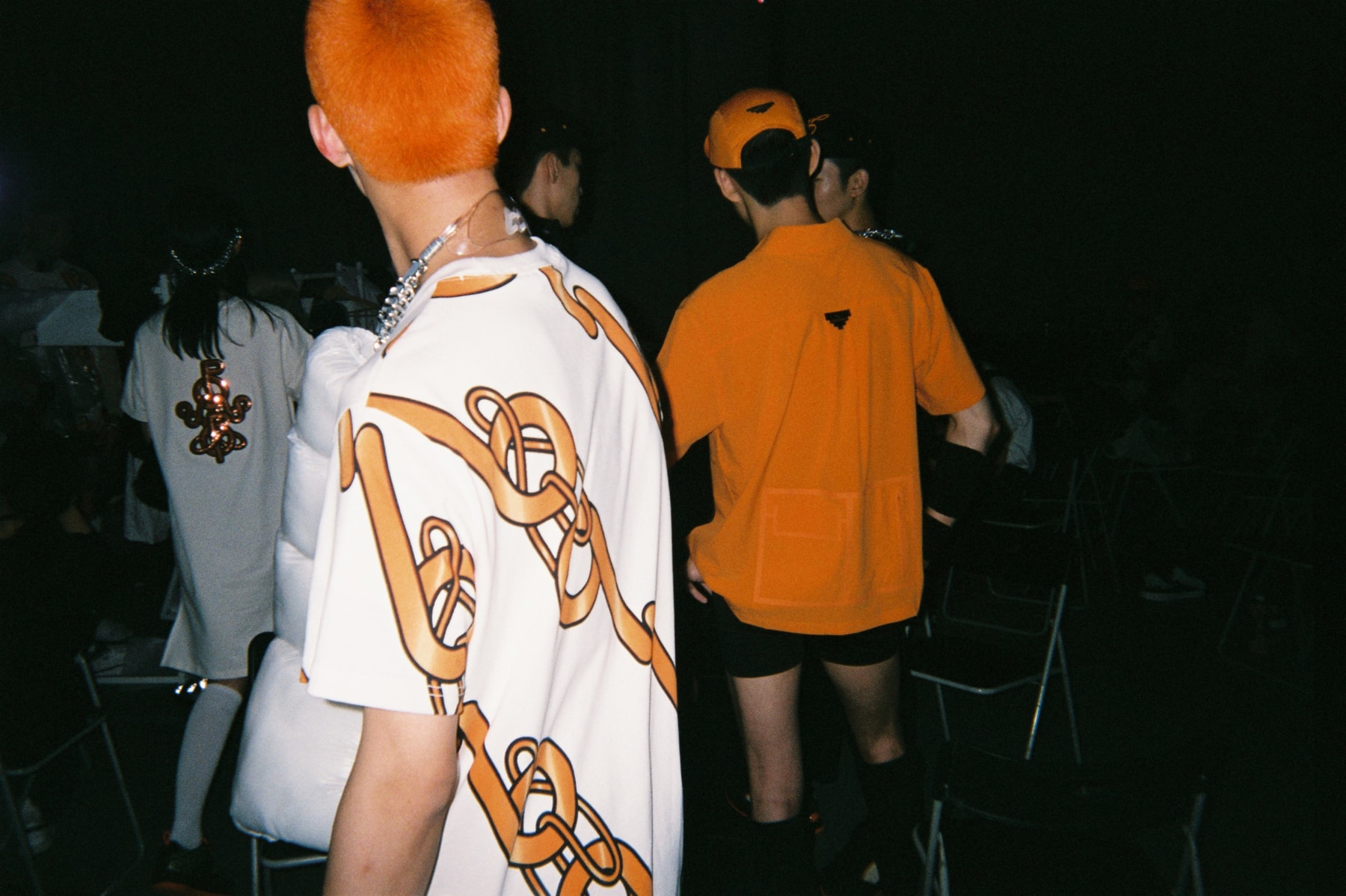 于 PRONOUNCE 的镜头,一窥「无界秘境」大秀前二十四小时的情绪与秩序